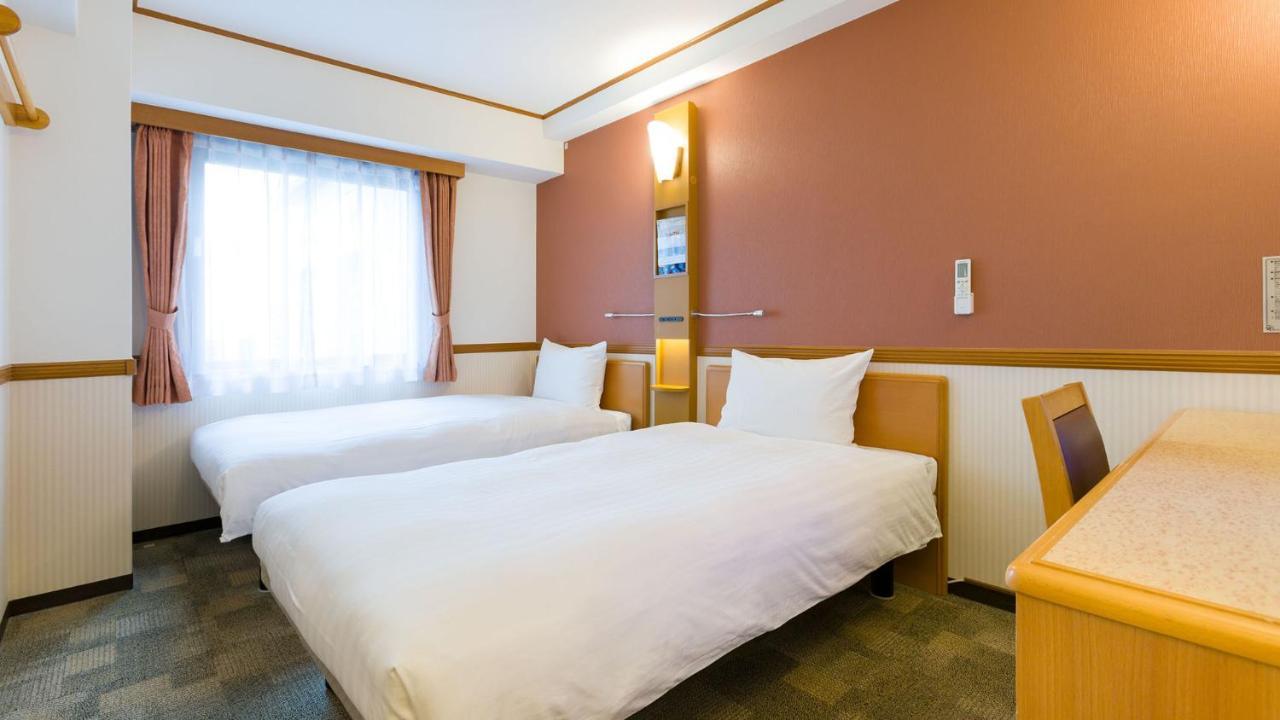 Toyoko Inn Hokkaido Tomakomai Ekimae Екстер'єр фото