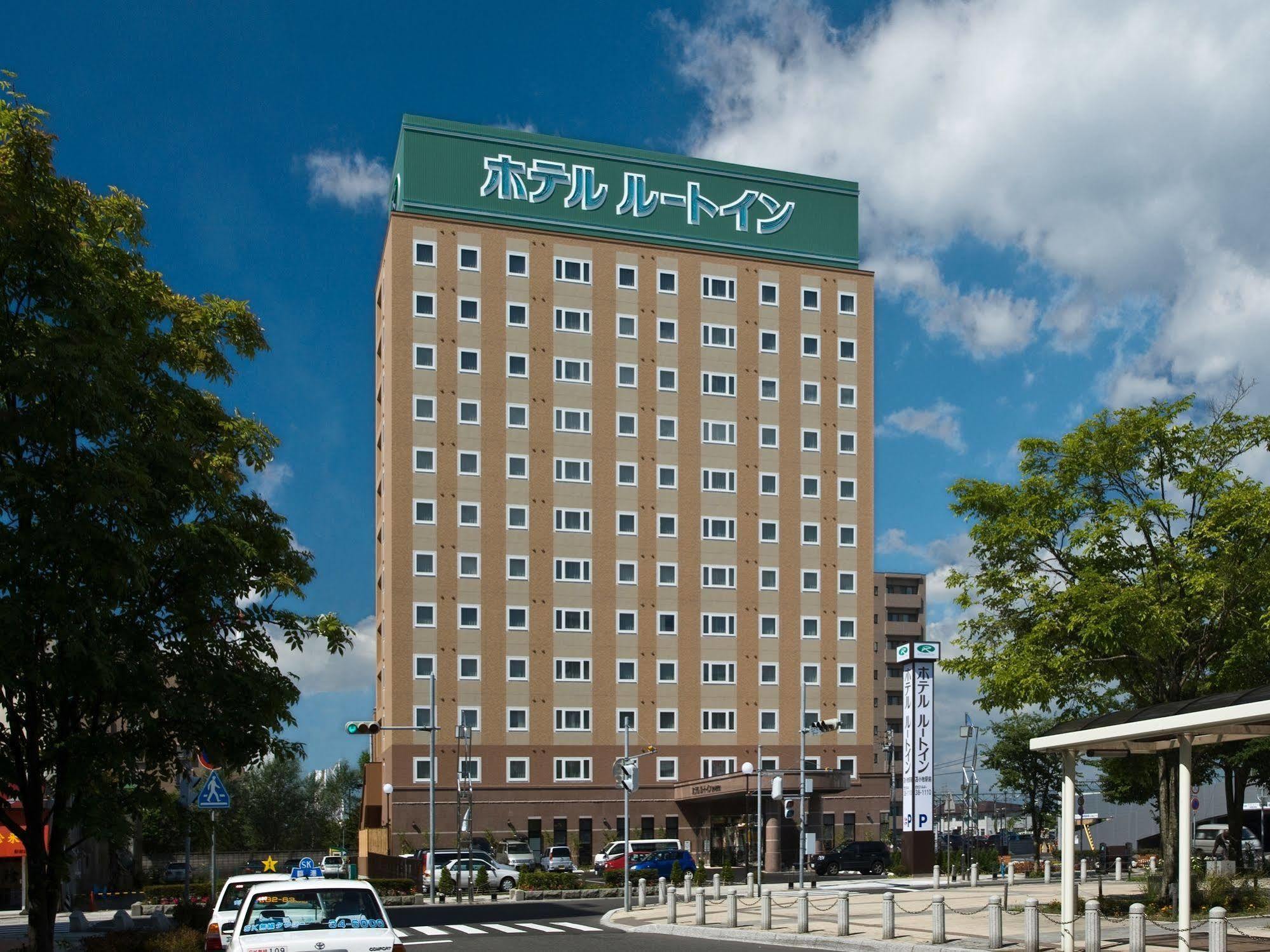 Toyoko Inn Hokkaido Tomakomai Ekimae Екстер'єр фото